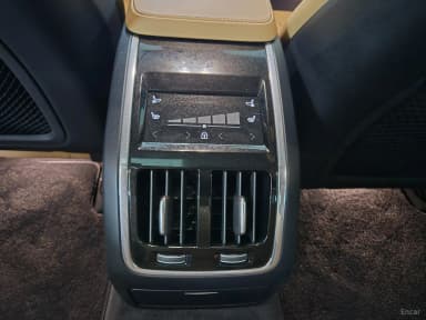 S90