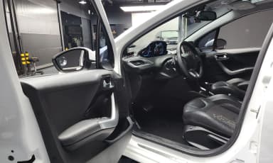 208