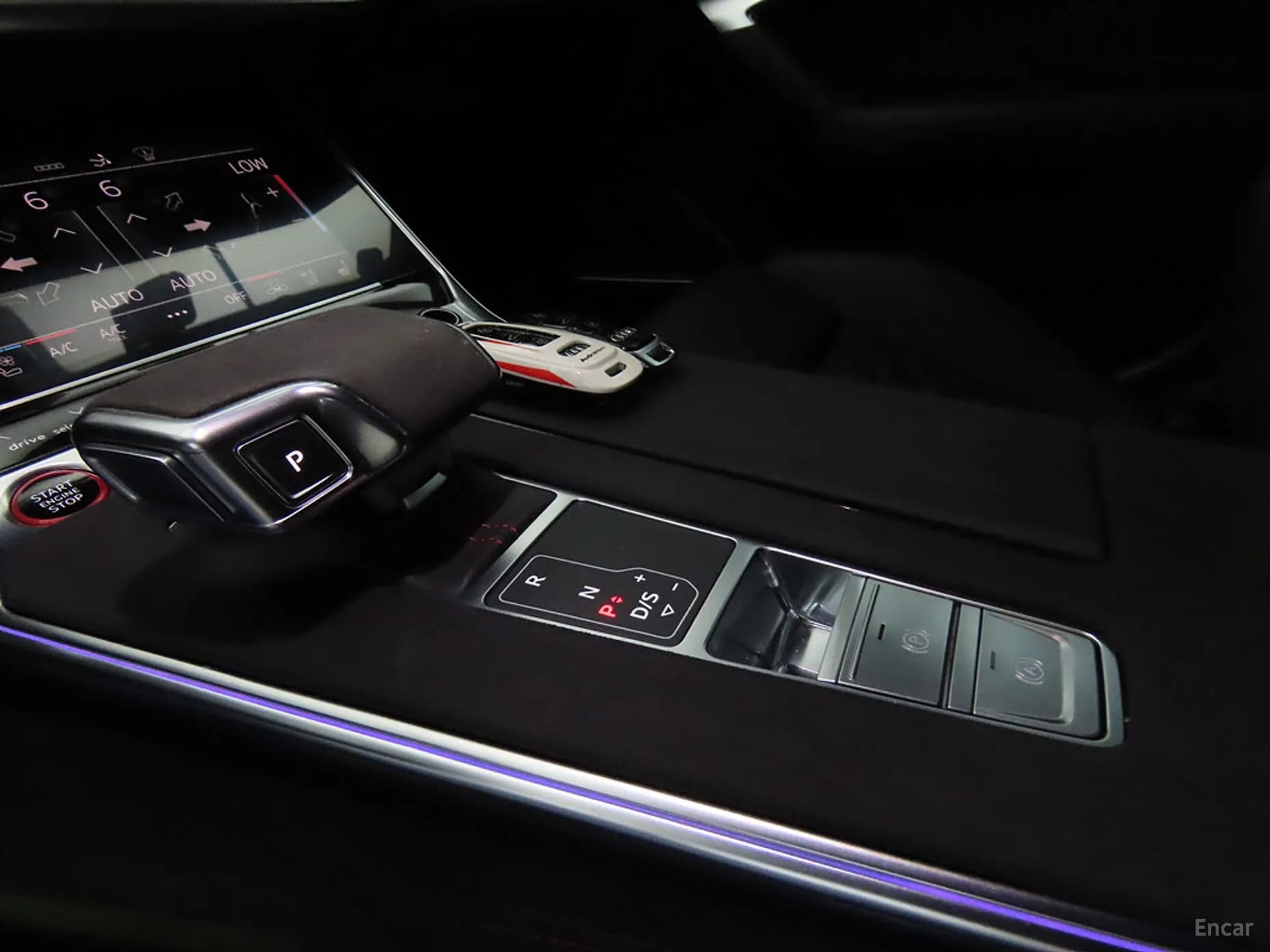 RS7 (4K)