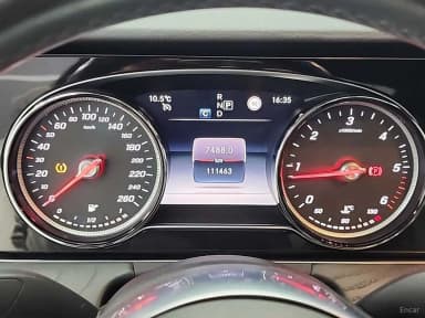 E-Class W213