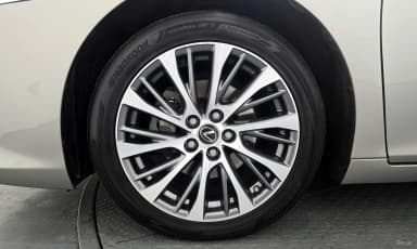 ES300h 7th Generation