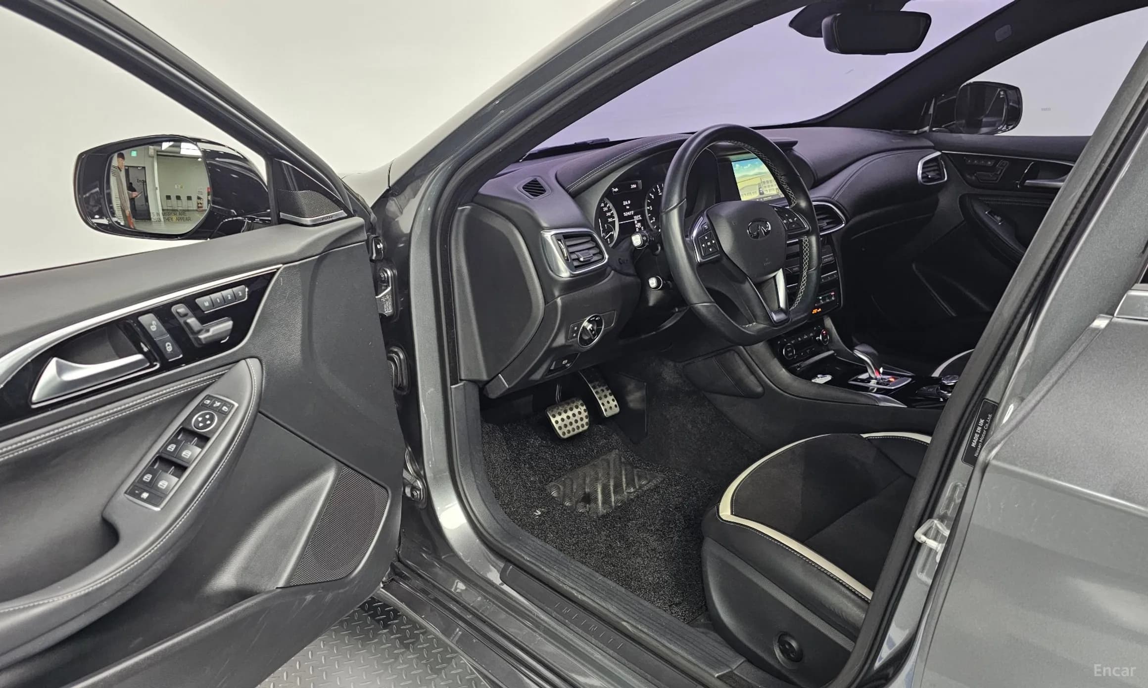 Q30