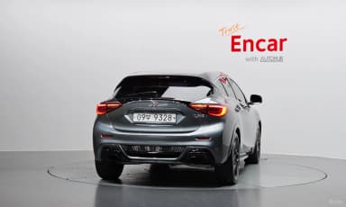 Q30