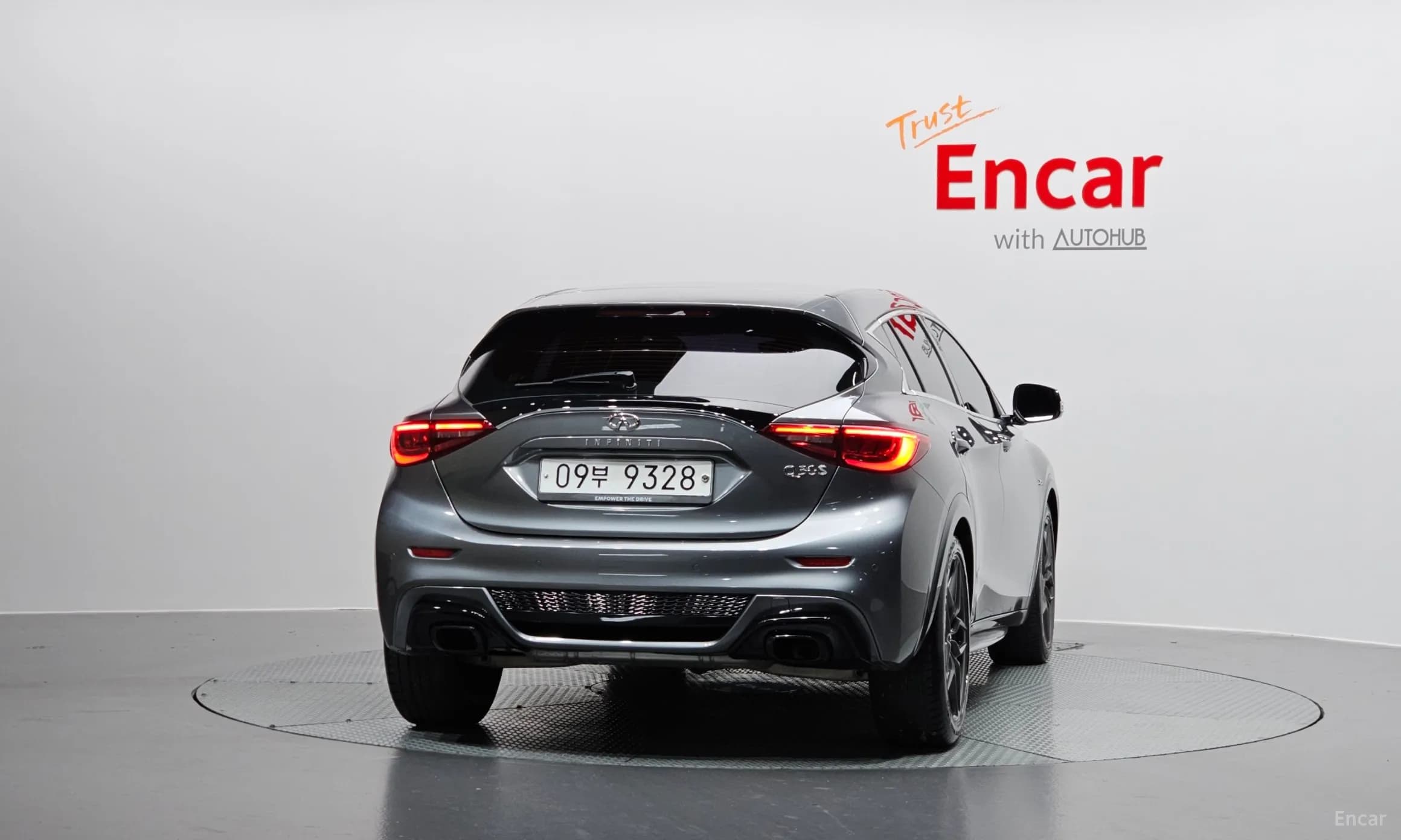 Q30
