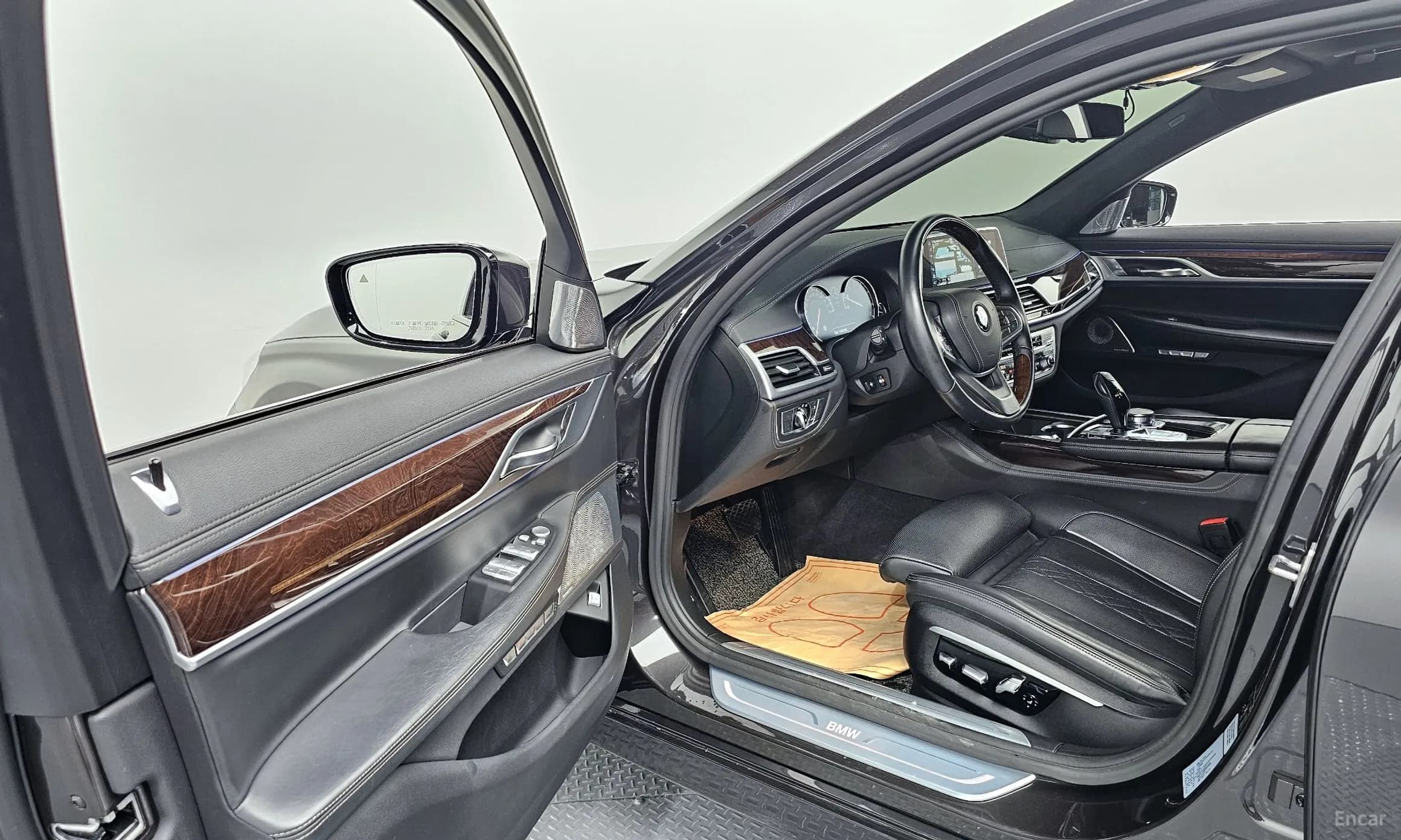7 Series (G11)