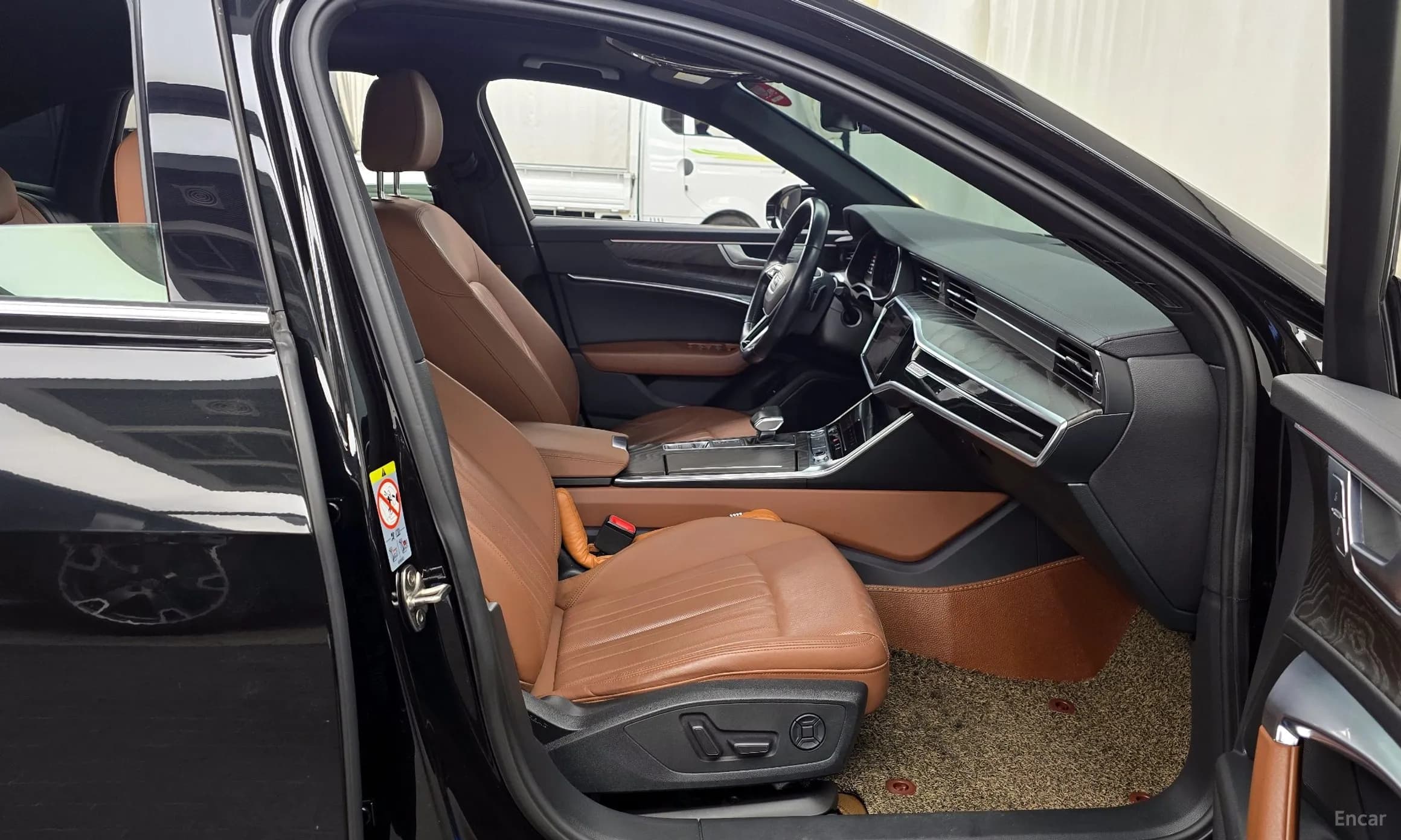 A6 (C8)