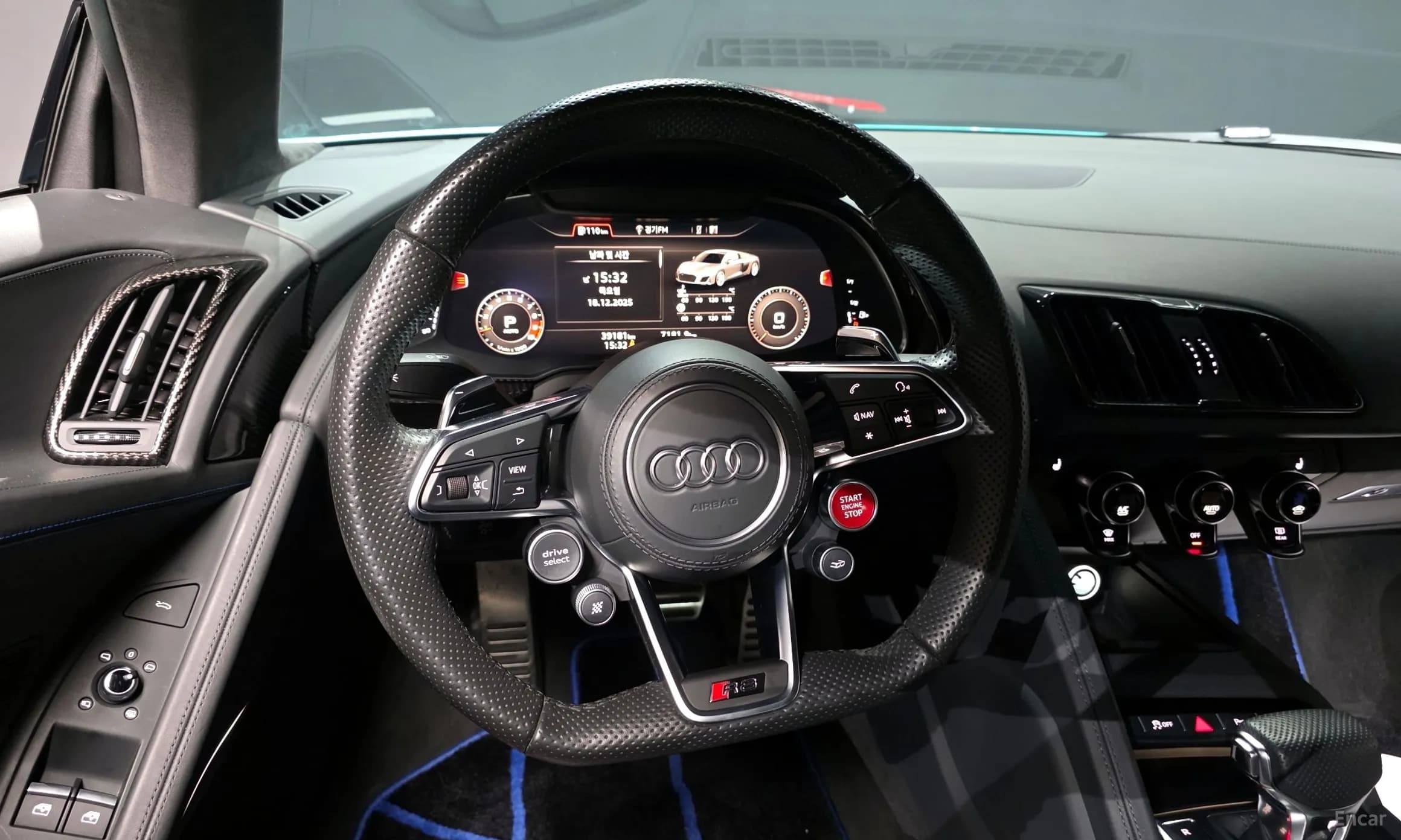 R8 (4S)