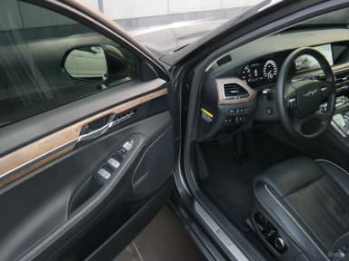 G90