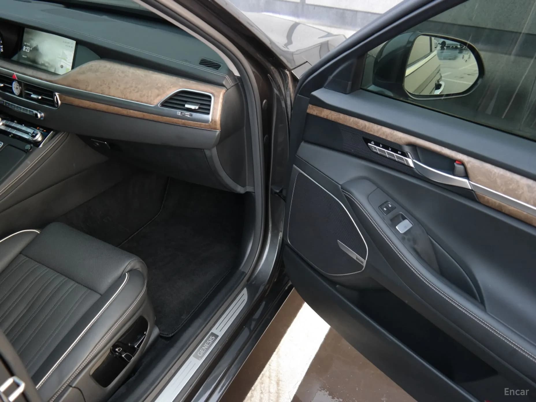 G90