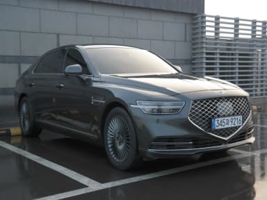 G90