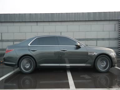 G90