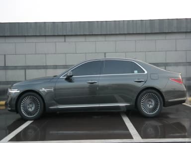 G90
