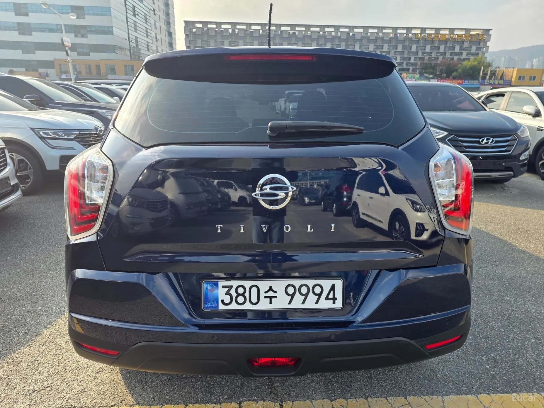 Berry New Tivoli