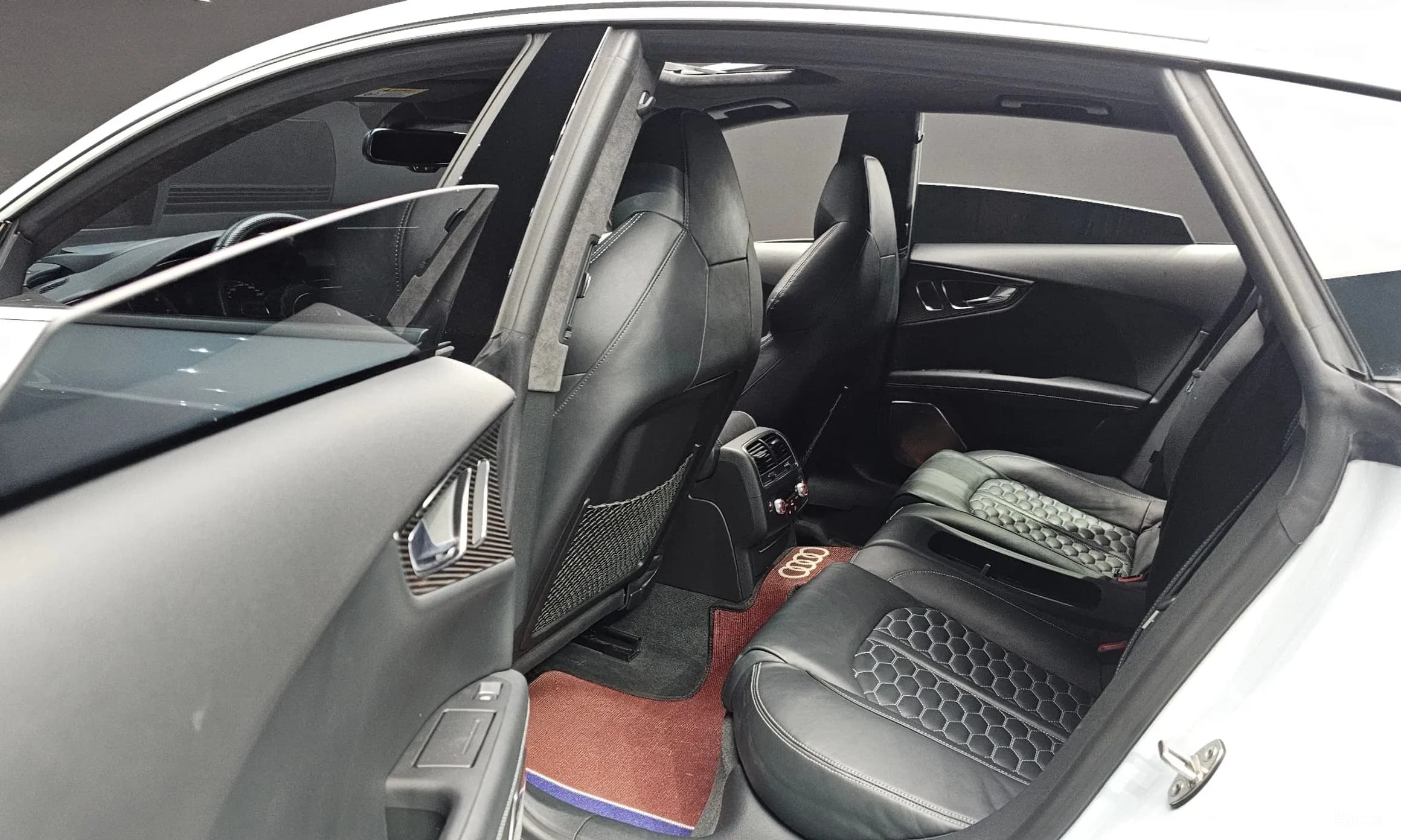 RS7