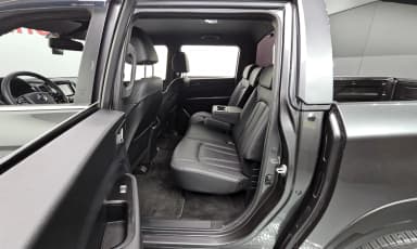 Rexton Sports Khan
