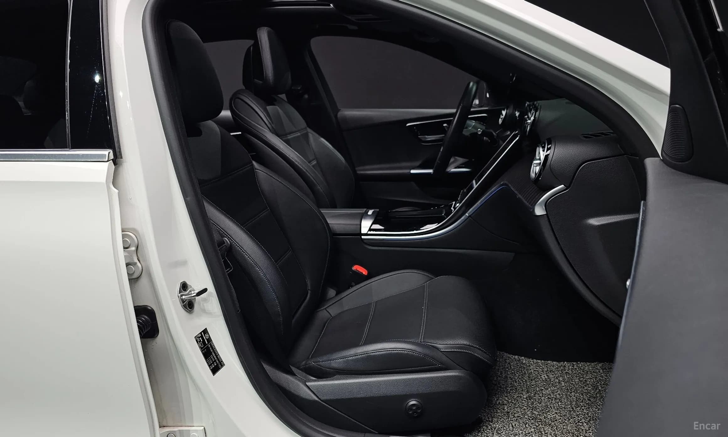 C-Class W206