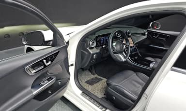C-Class W206