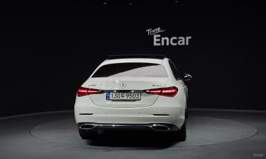 C-Class W206