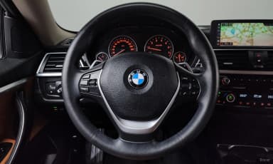 Series 4 (F32)