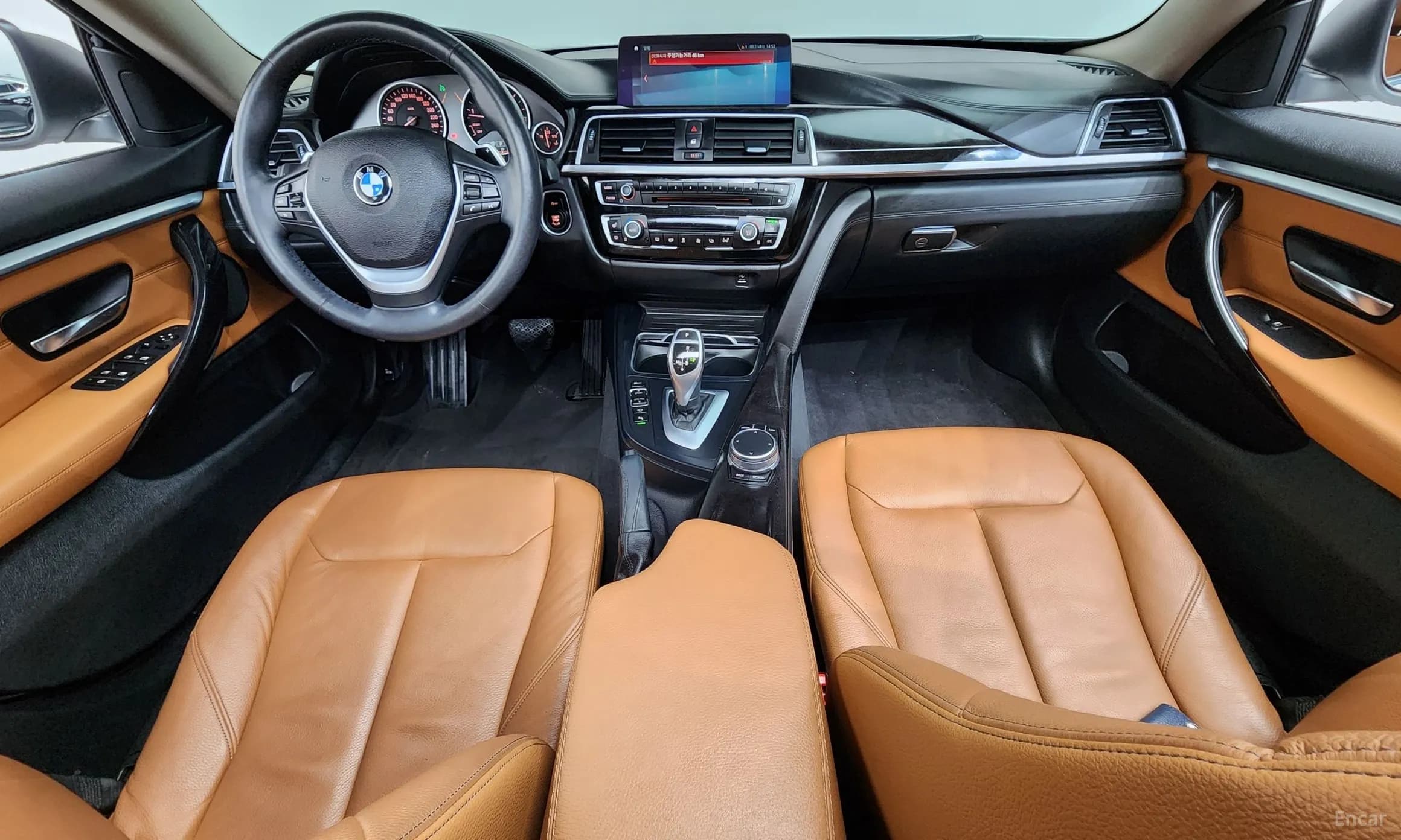 Series 4 (F32)