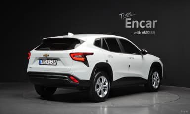 Trax Crossover