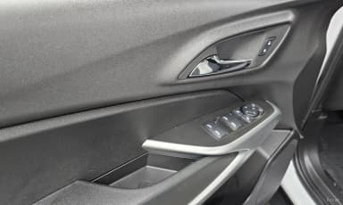 Trax Crossover