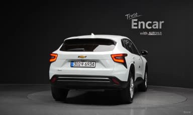 Trax Crossover