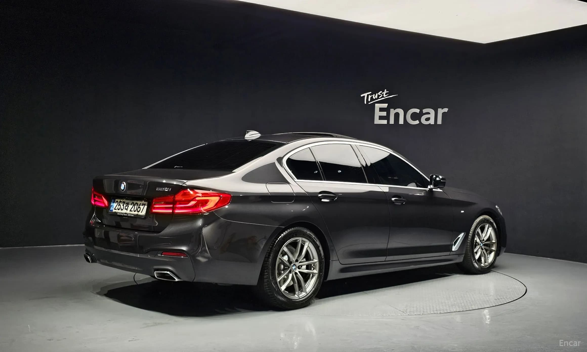 5 Series (G30)