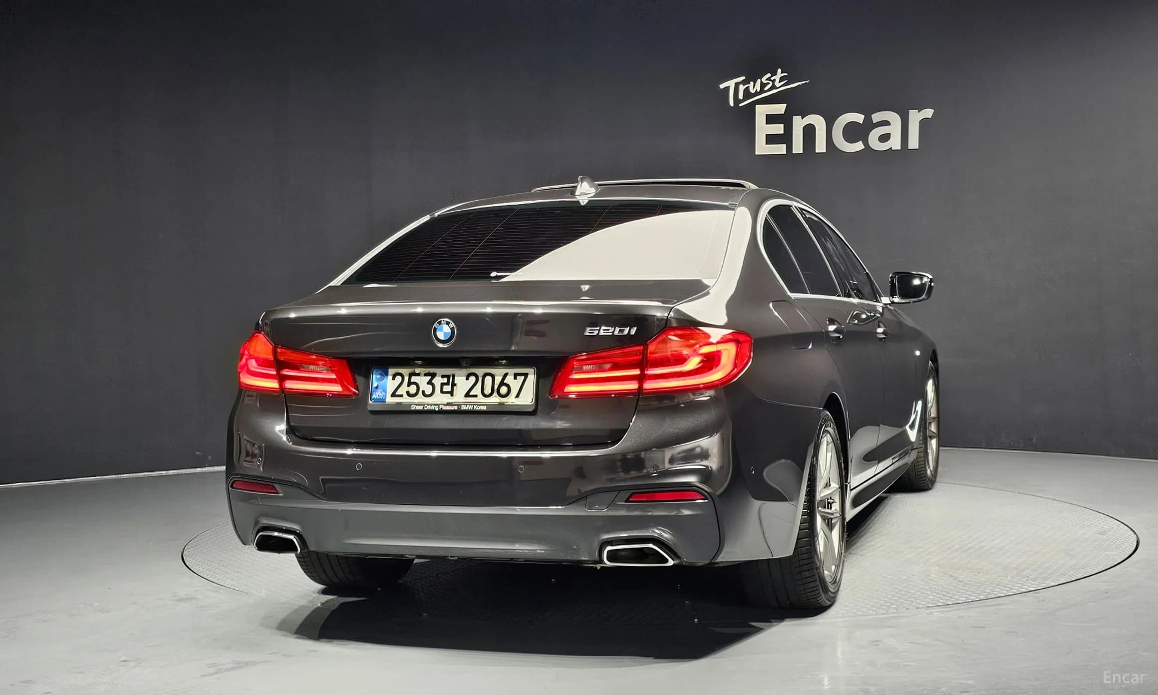 5 Series (G30)