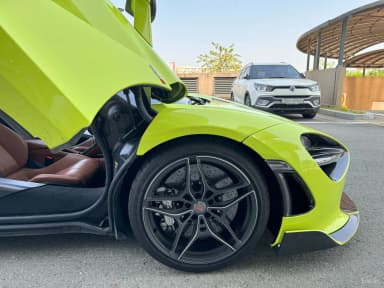 720S
