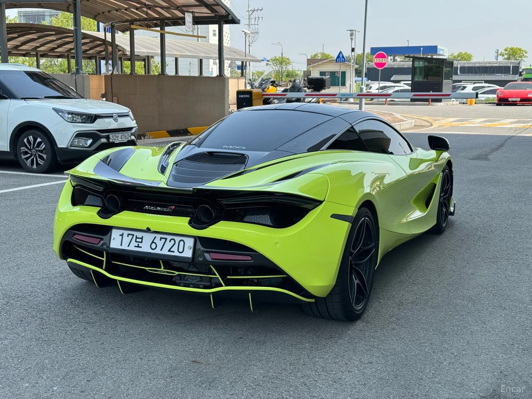 720S
