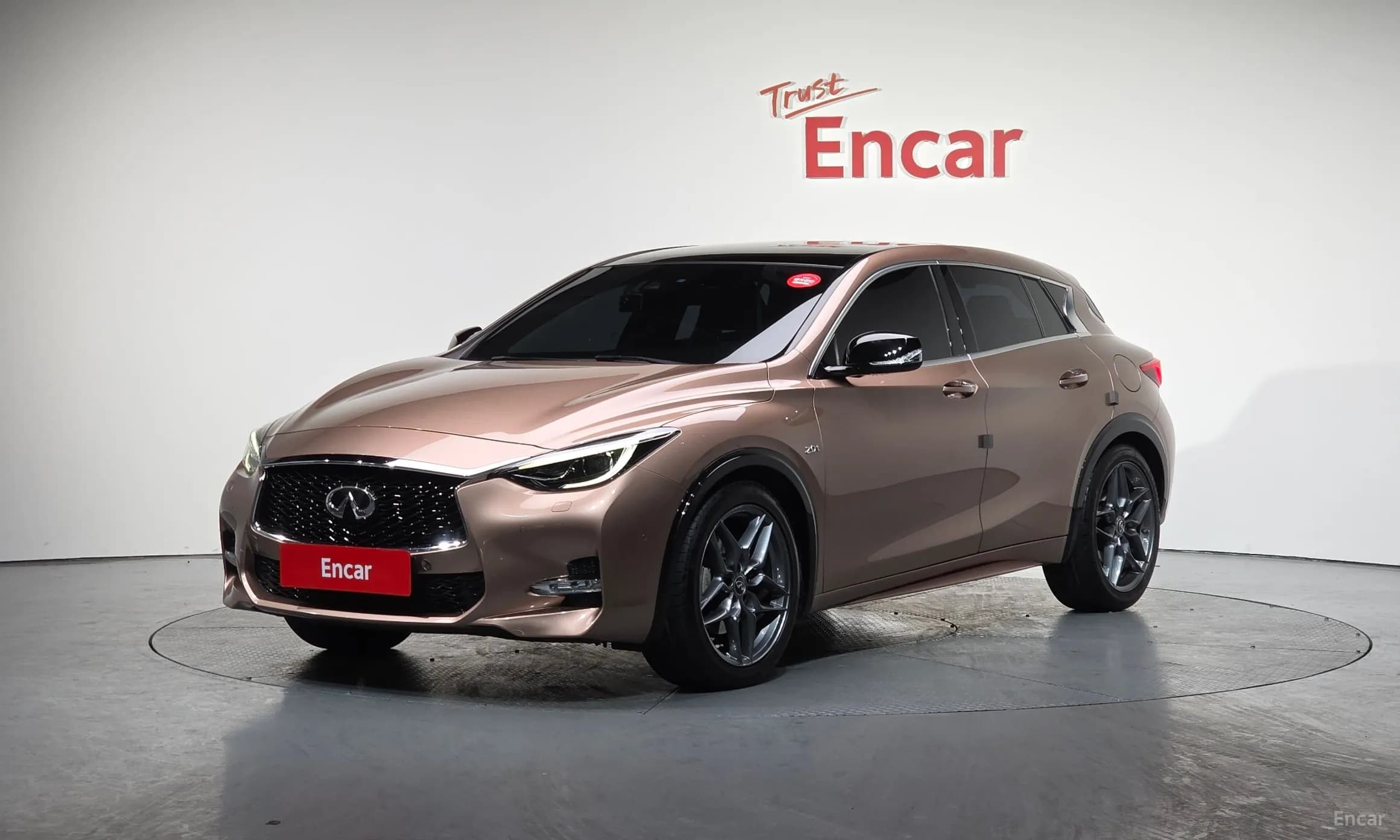 Q30