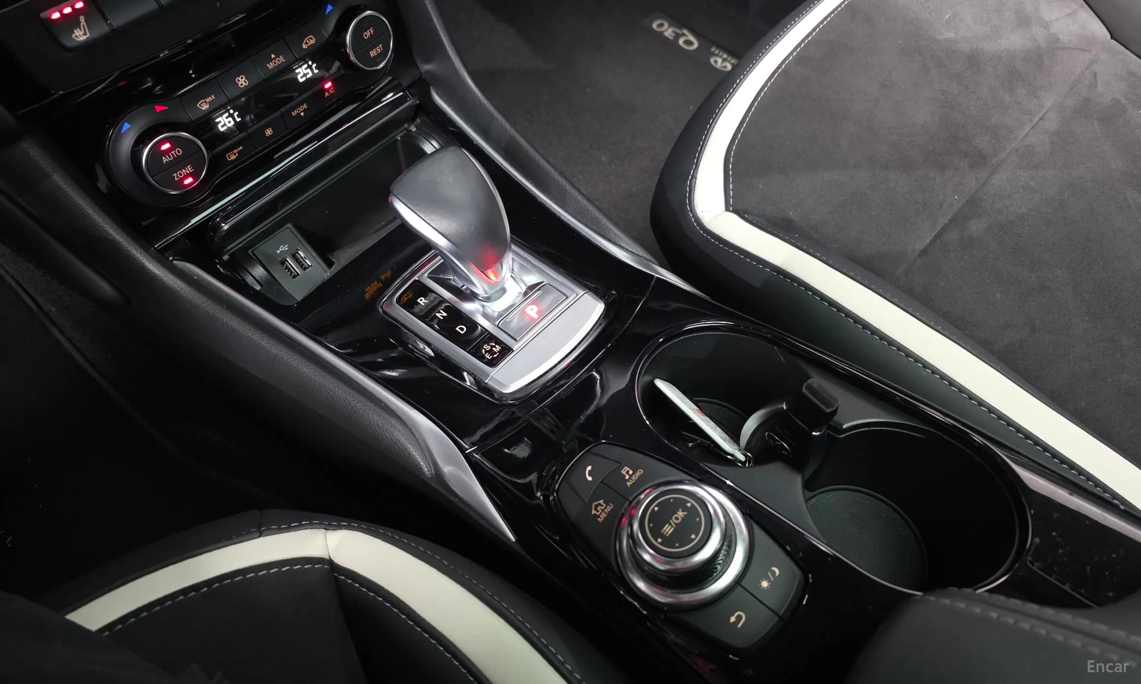 Q30
