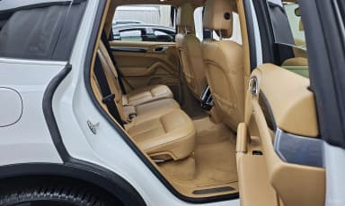 New Cayenne
