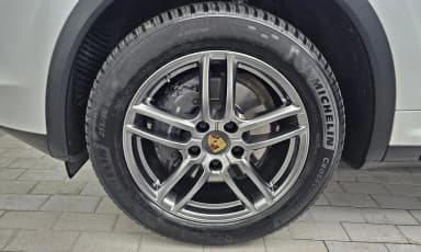 New Cayenne