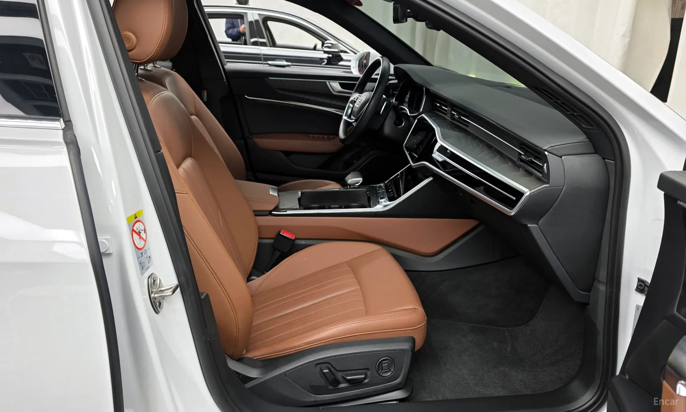 A6 (C8)