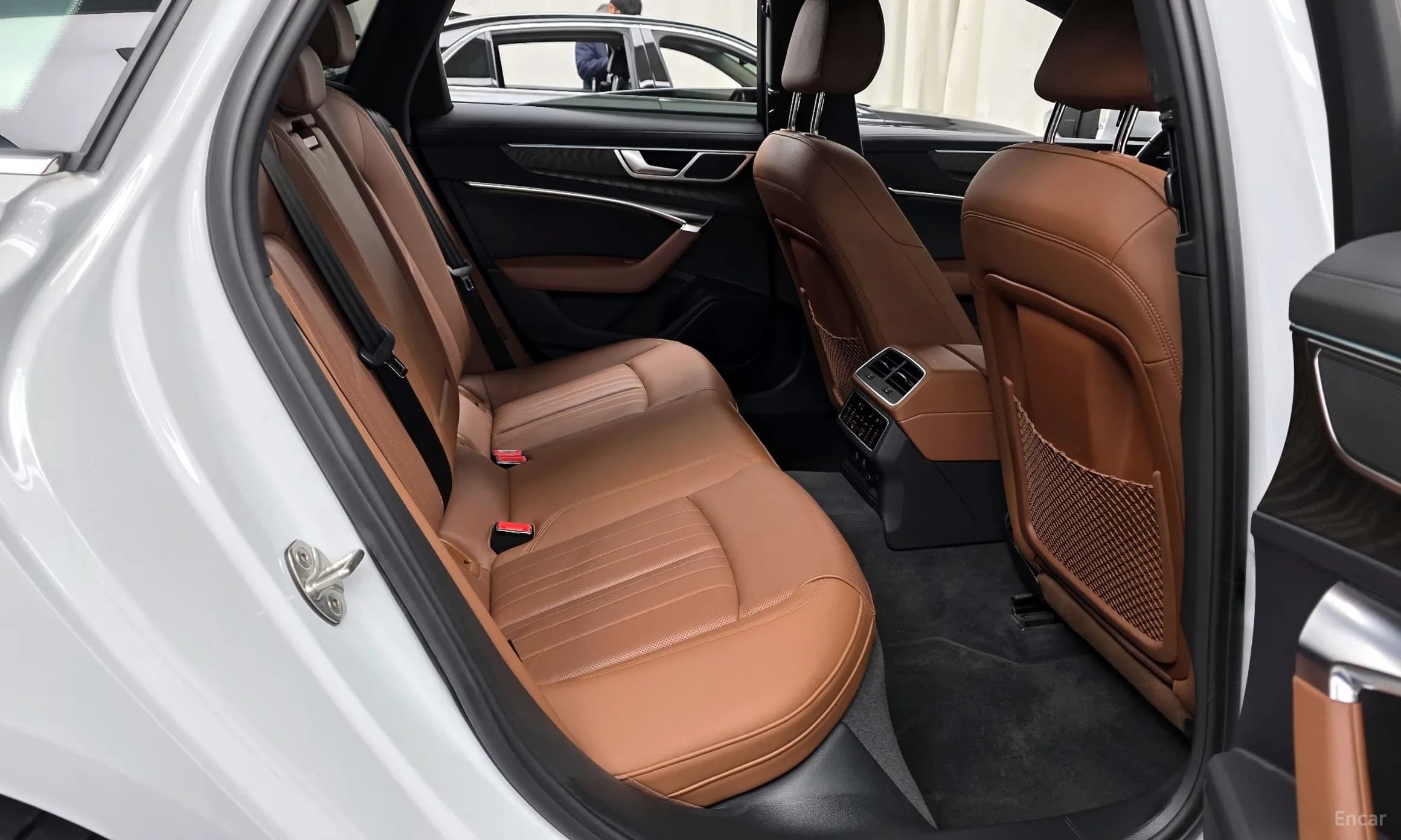 A6 (C8)