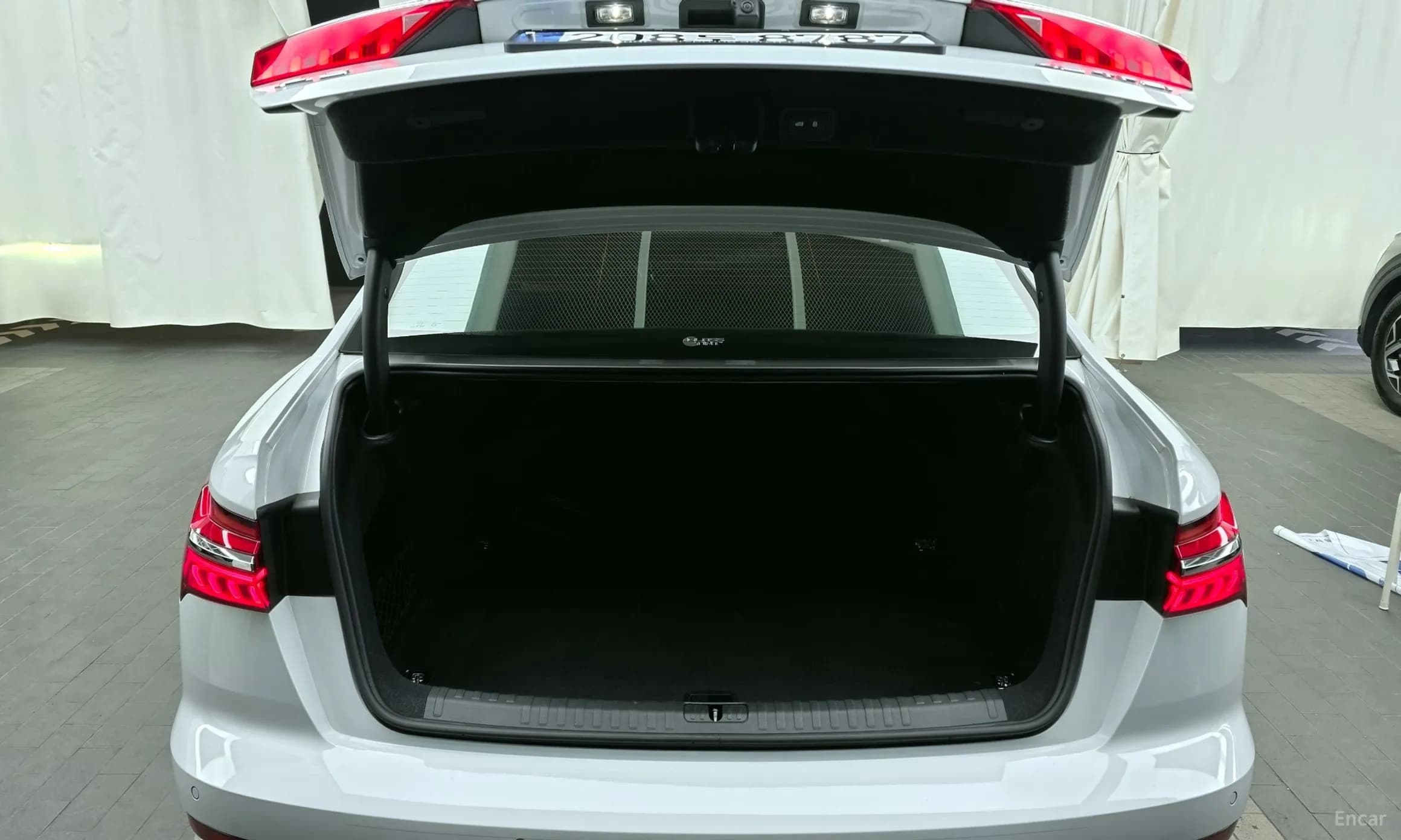 A6 (C8)