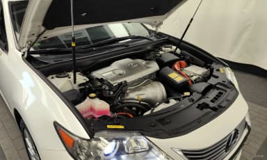 New ES300h