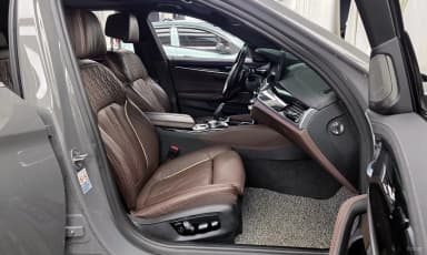 5 Series (G30)