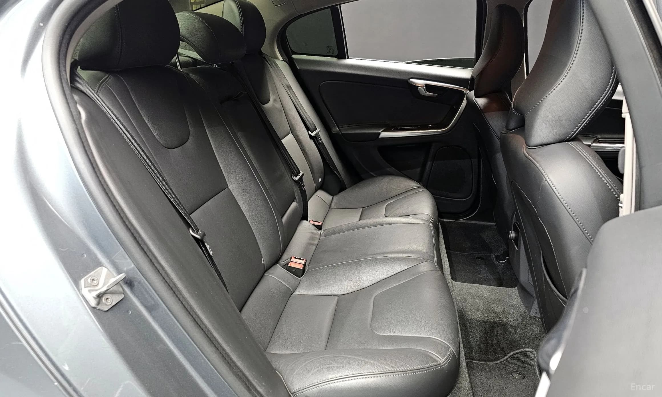 S60