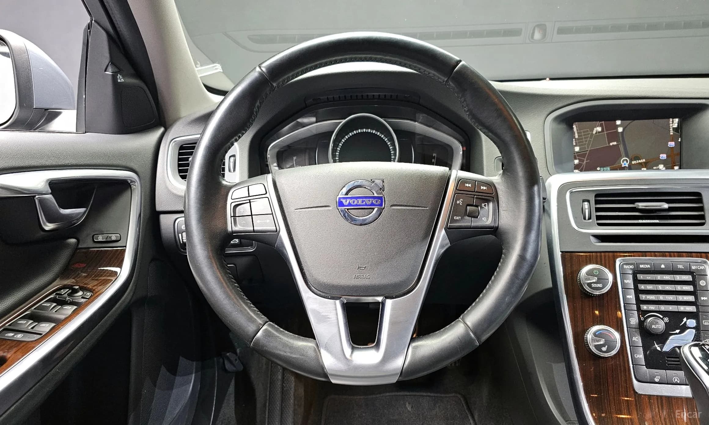S60