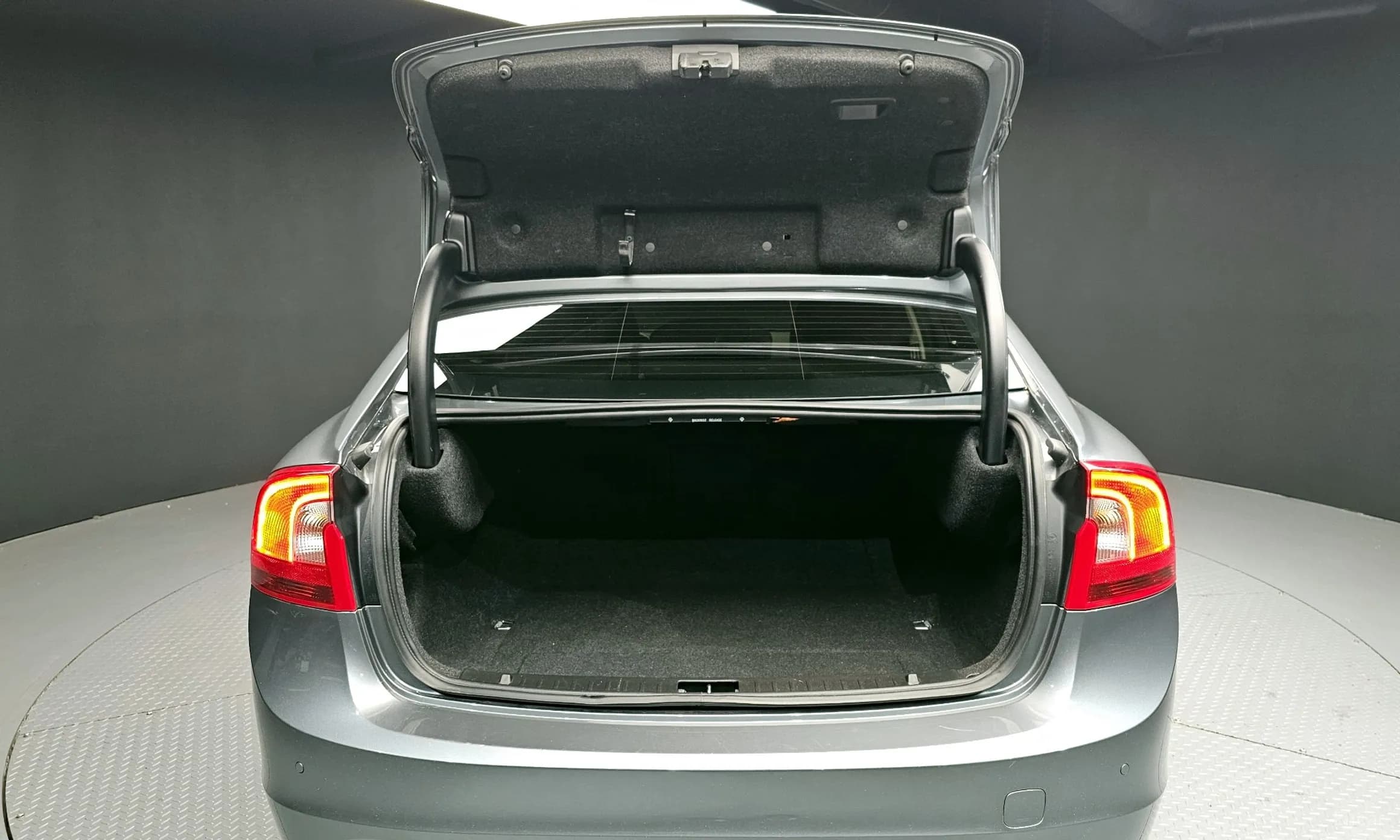 S60