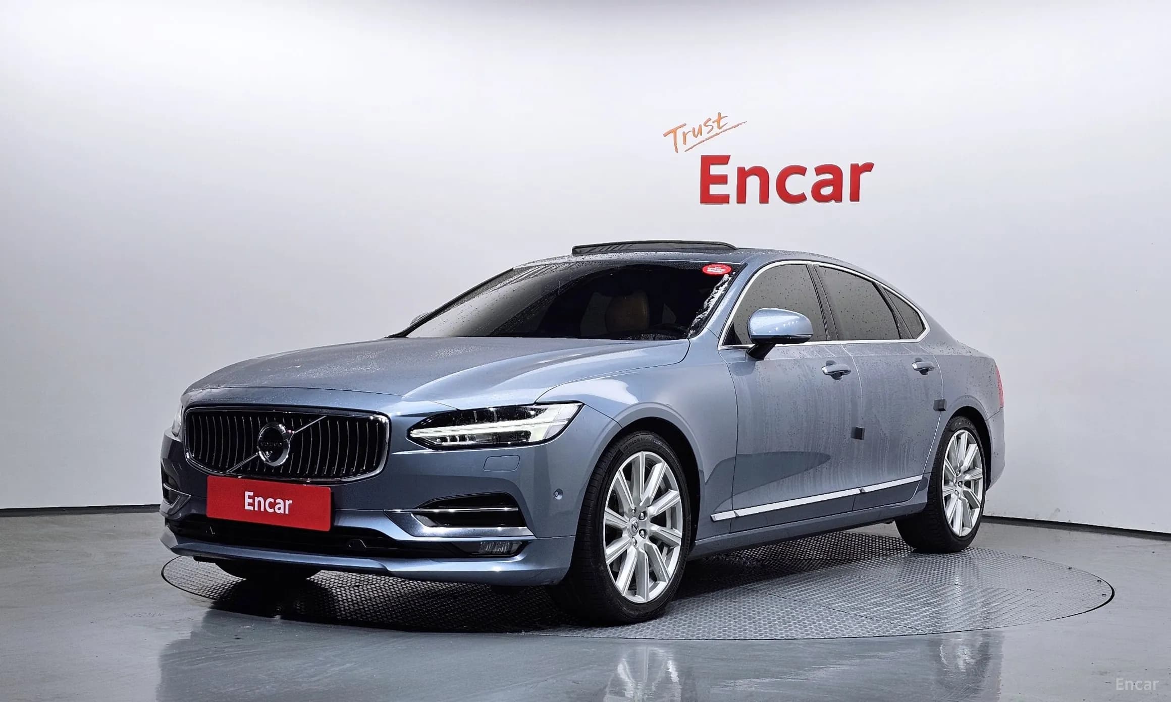 S90