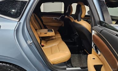 S90