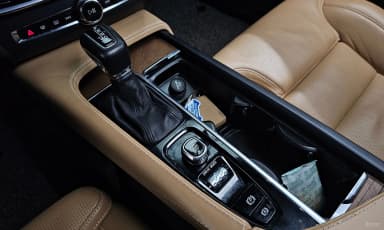 S90