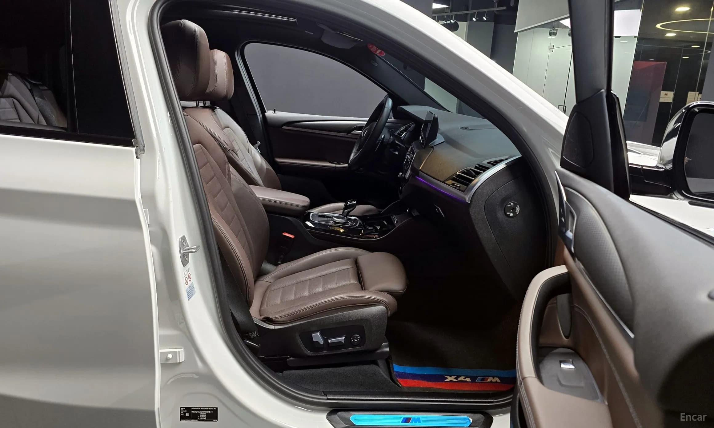 X4 (G02)