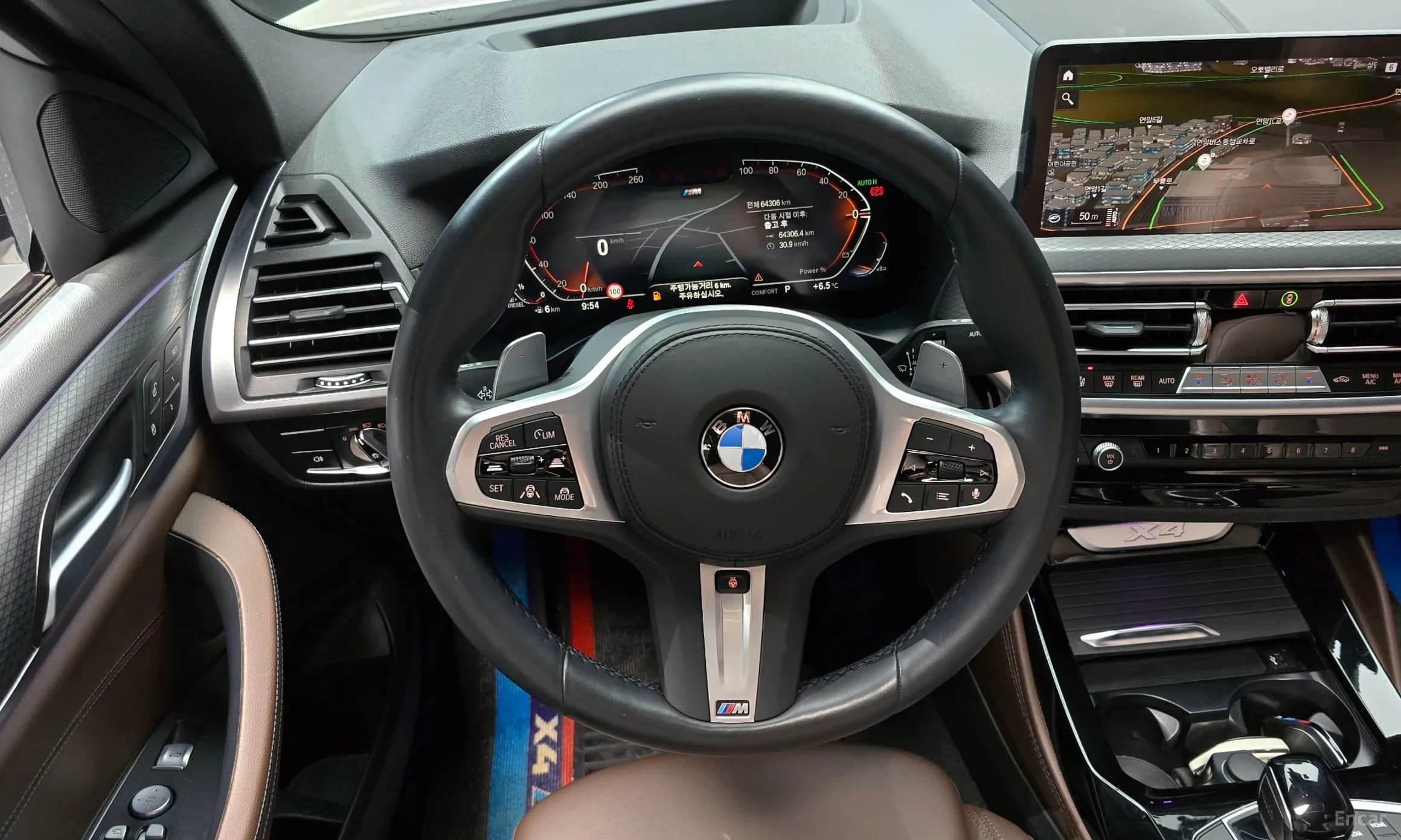 X4 (G02)
