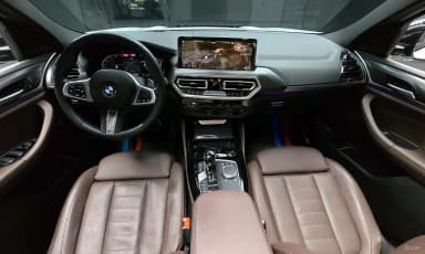 X4 (G02)