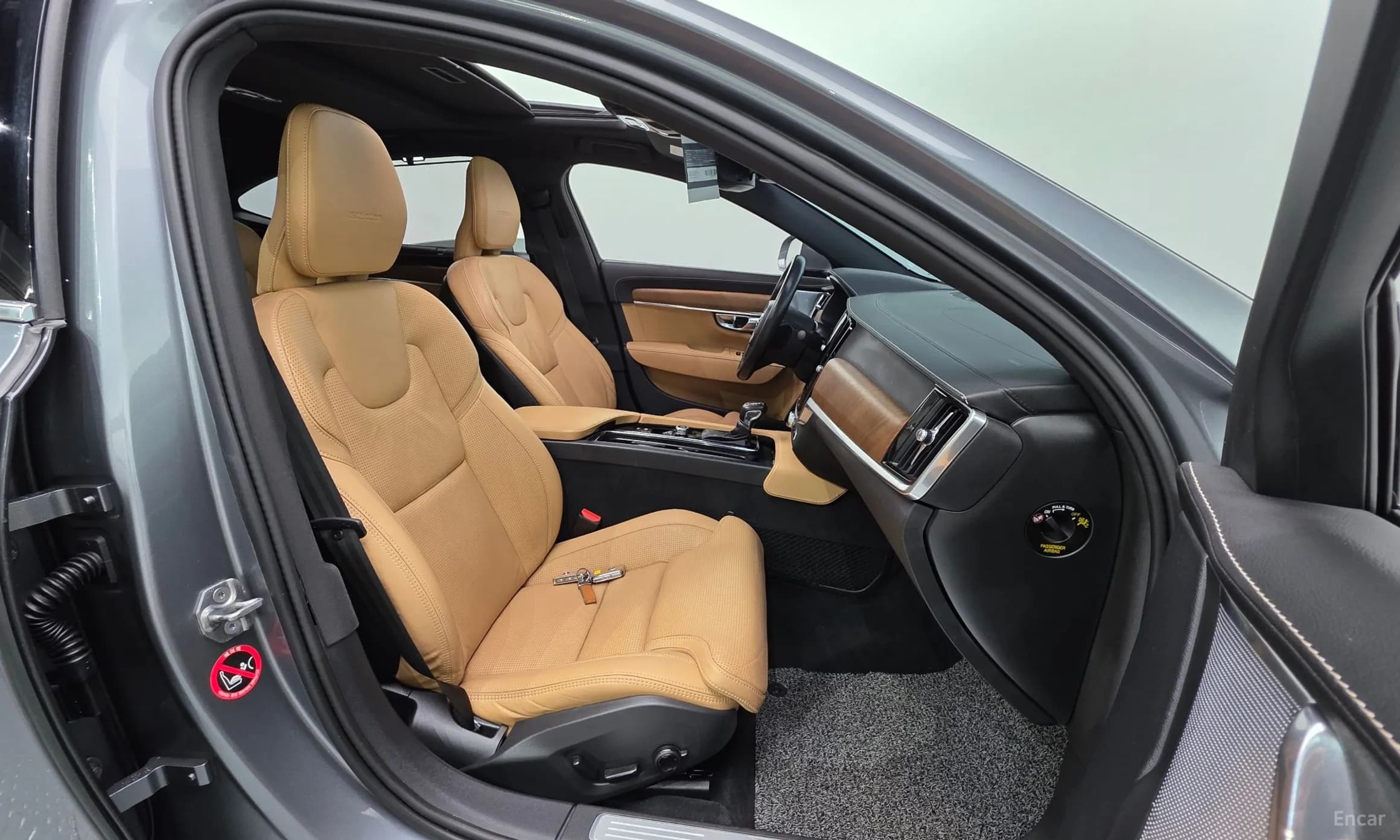 S90